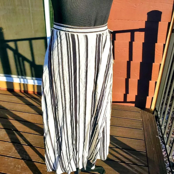 NWT Time and Tru Women's Faux Wrap Black and White Maxi Skirt Size Small - Picture 1 of 12
